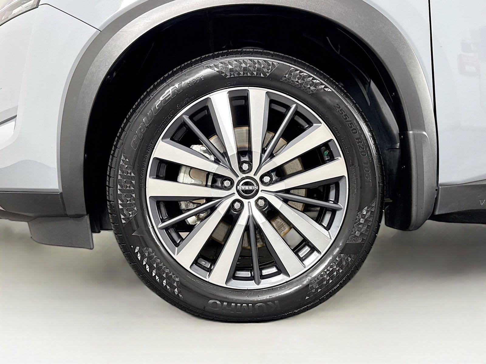 Used 2022 Nissan Pathfinder Platinum w/ Cargo Package AWD/4WD image 44