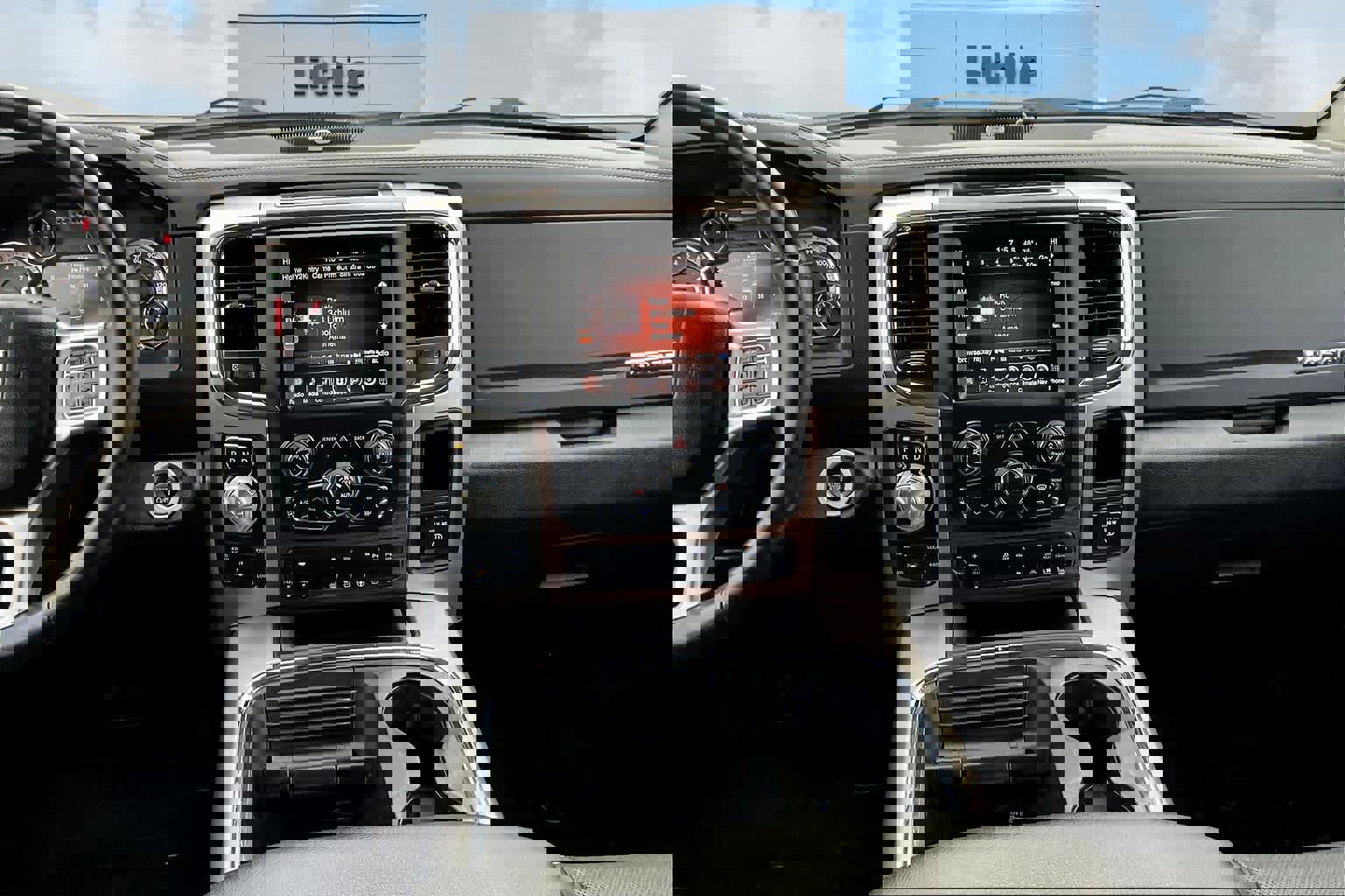 Used 2016 RAM 1500 Laramie w/ Convenience Group image 16