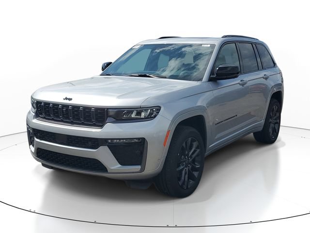 New 2026 Jeep Grand Cherokee Limited AWD/4WD image 2