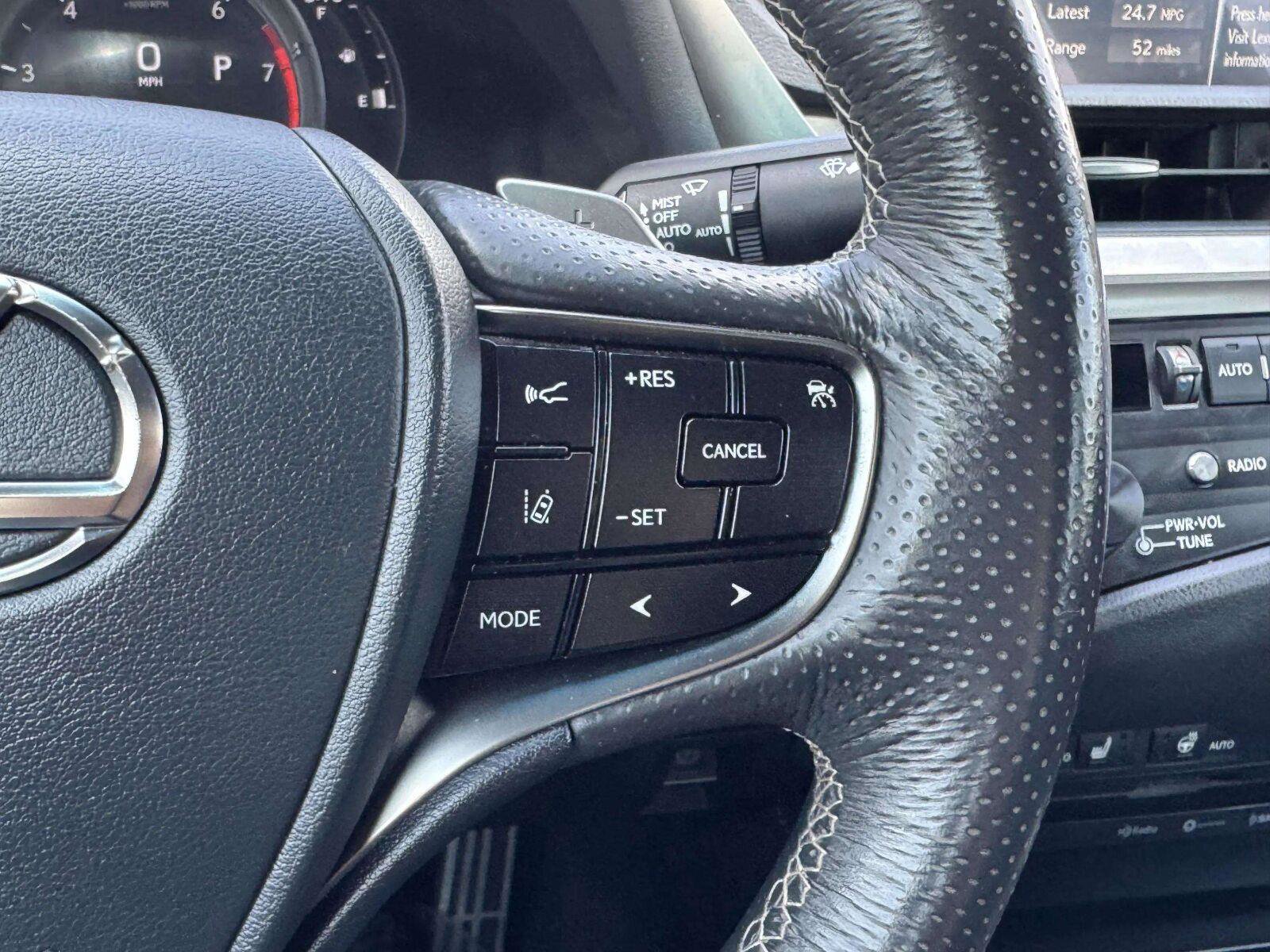 Used 2020 Lexus ES 350 F Sport w/ Accessory Package 2 FWD image 31
