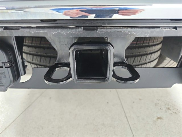 Used 2022 GMC Yukon XL SLT image 45