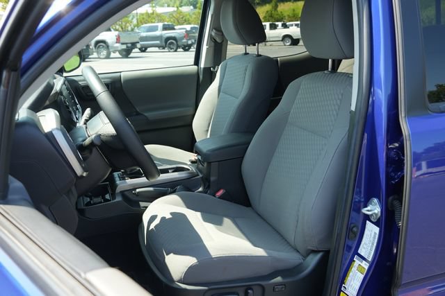 Used 2023 Toyota Tacoma SR5 w/ Technology Package AWD/4WD image 20