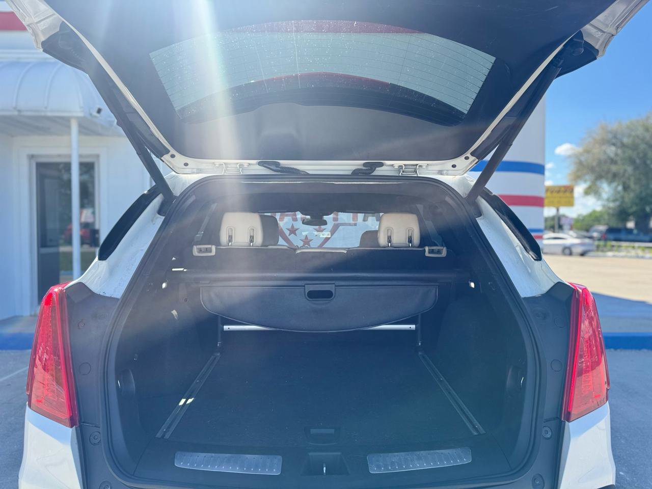 Used 2018 Cadillac XT5 Luxury w/ Driver Awareness Package image 56