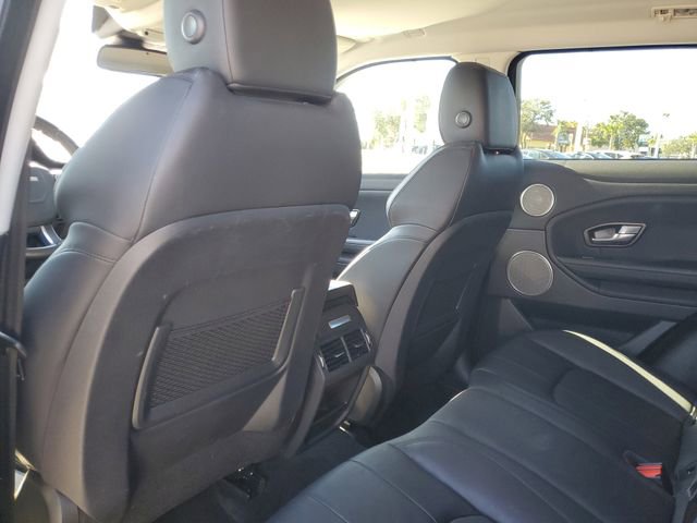 Used 2019 Land Rover Range Rover Evoque SE image 12