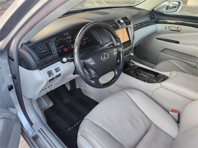 Used 2010 Lexus LS 460 L image 5
