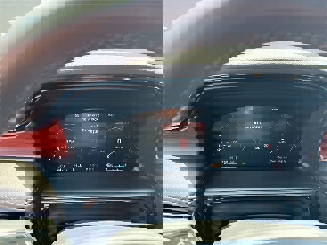 Used 2022 Lincoln Nautilus Reserve w/ Equipment Group 201A image 17