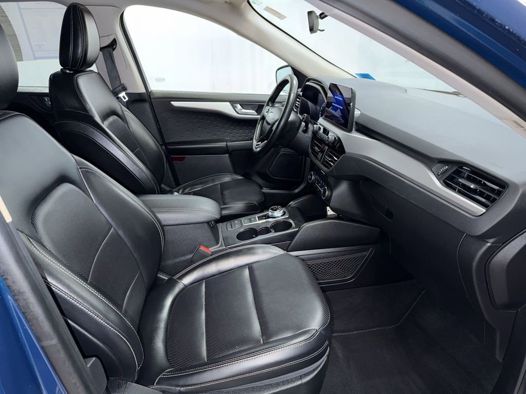 Used 2020 Ford Escape SEL image 13