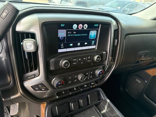 Used 2015 Chevrolet Silverado 1500 LTZ w/ LTZ Plus Package AWD/4WD image 15