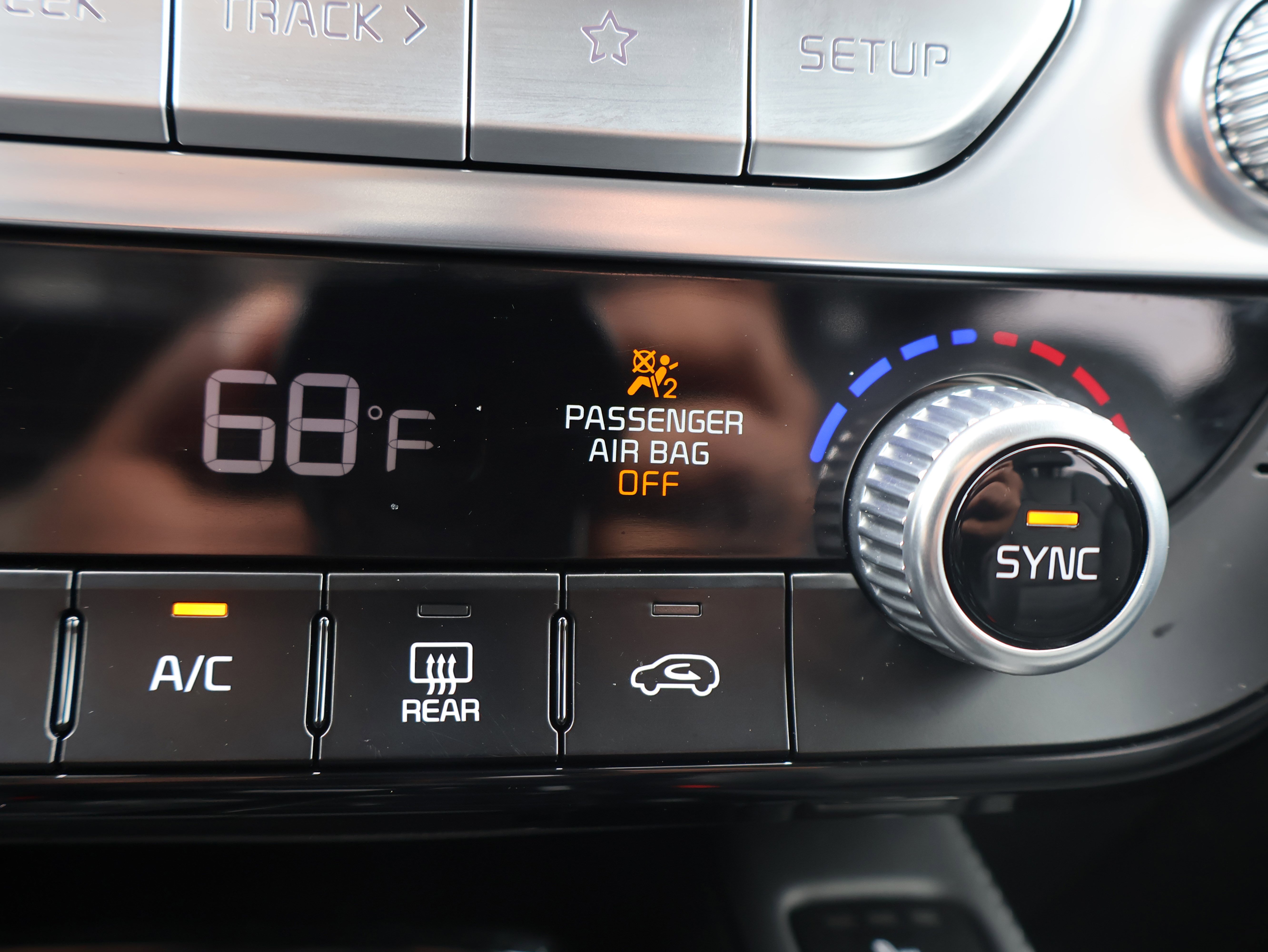 Used 2024 Kia Telluride SX Prestige w/ Towing Package AWD/4WD image 31