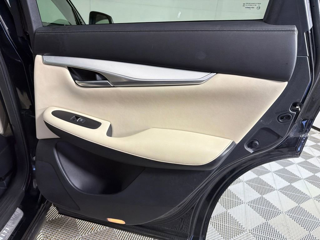 Used 2021 INFINITI QX50 Essential image 18