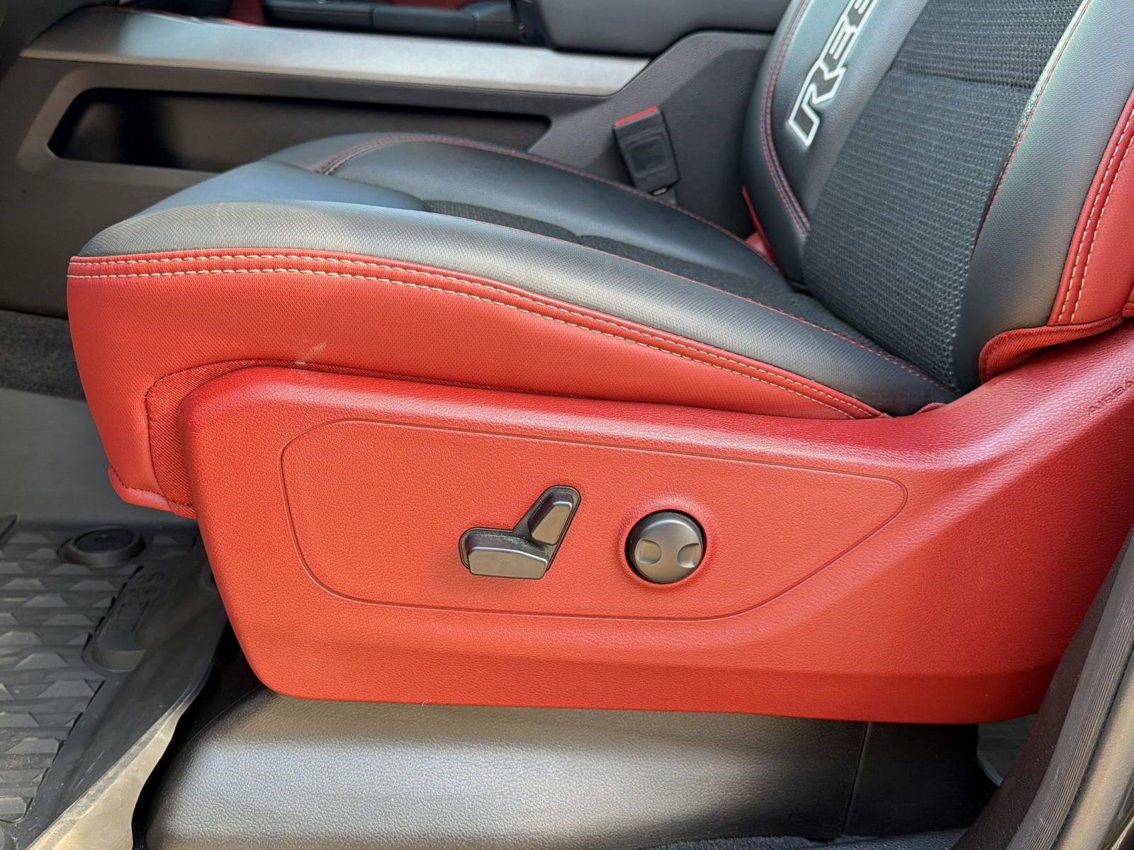 Used 2025 RAM 1500 Rebel w/ Rebel Level 1 Equipment Group AWD/4WD image 13