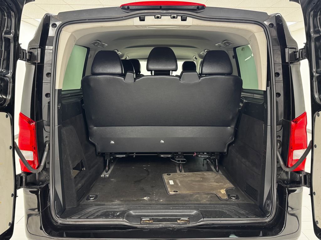 Used 2018 Mercedes-Benz Metris Passenger image 13