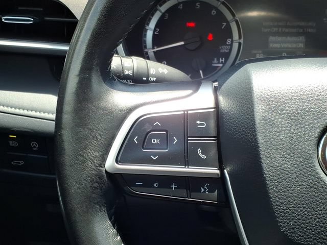 Certified 2024 Toyota Highlander XLE FWD image 15