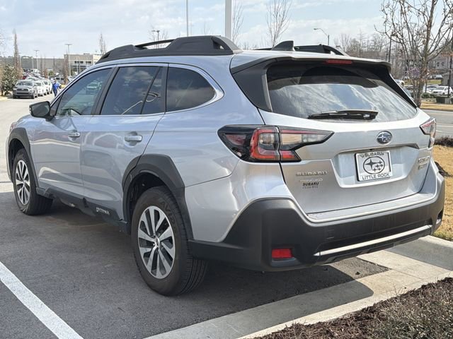 Used 2025 Subaru Outback Premium image 4