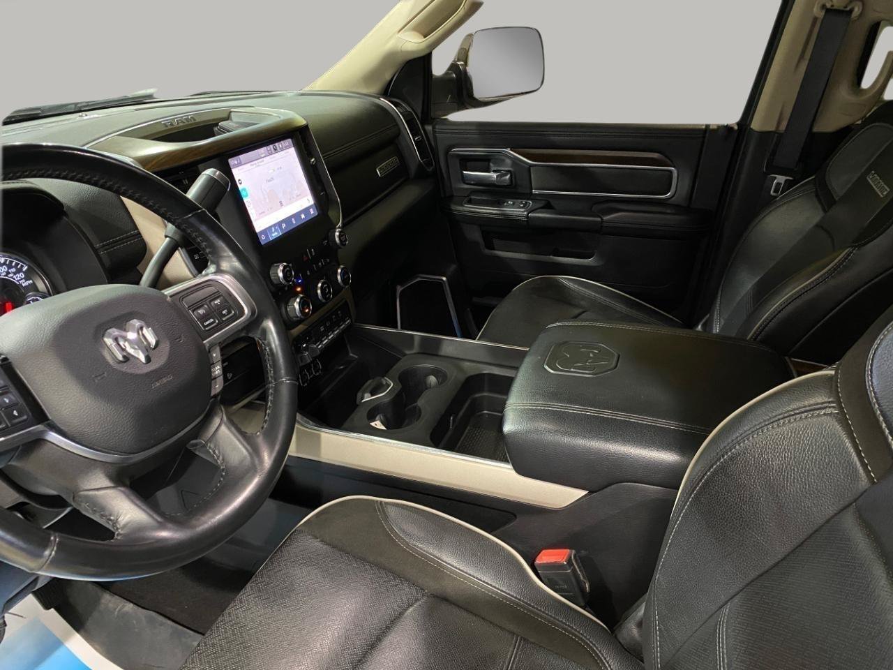 Used 2022 RAM 2500 Laramie AWD/4WD image 10