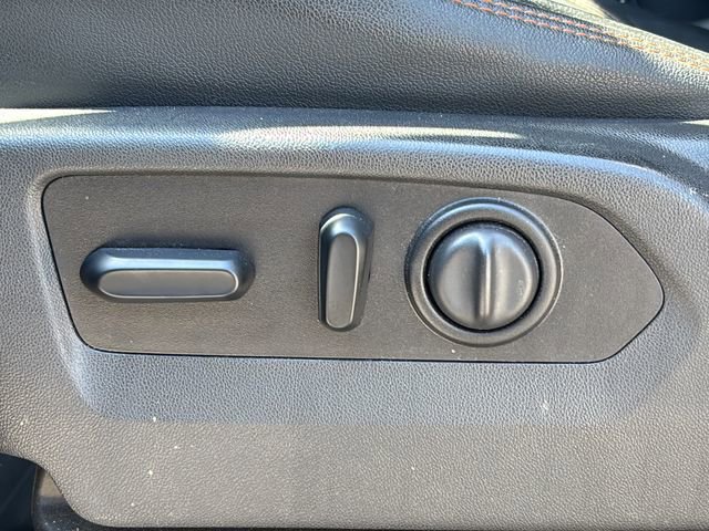 Used 2021 GMC Sierra 1500 AT4 image 11