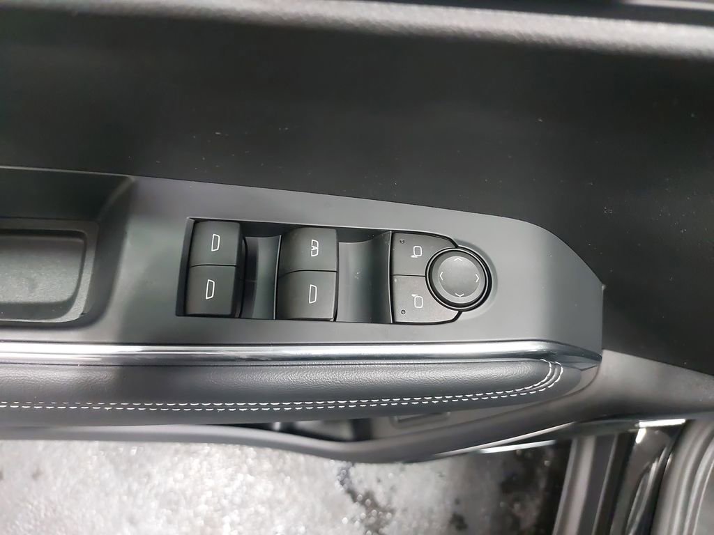 New 2026 GMC Acadia Elevation w/ Super Cruise Package image 32