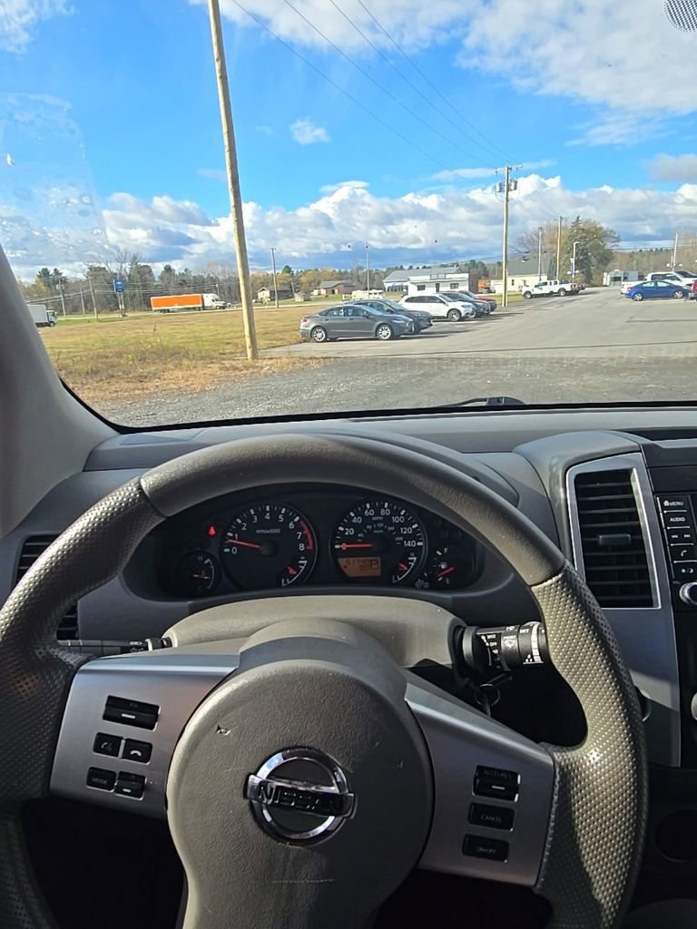 Used 2019 Nissan Frontier S image 14