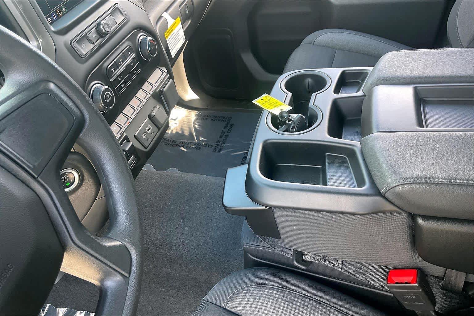 Used 2025 Chevrolet Silverado 1500 Custom w/ Turbomax Blackout Package RWD image 16