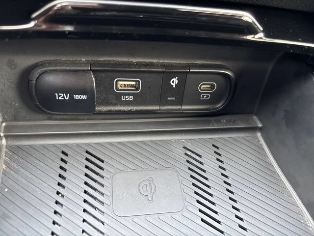 Certified 2025 Kia Sportage X-Line AWD/4WD image 19