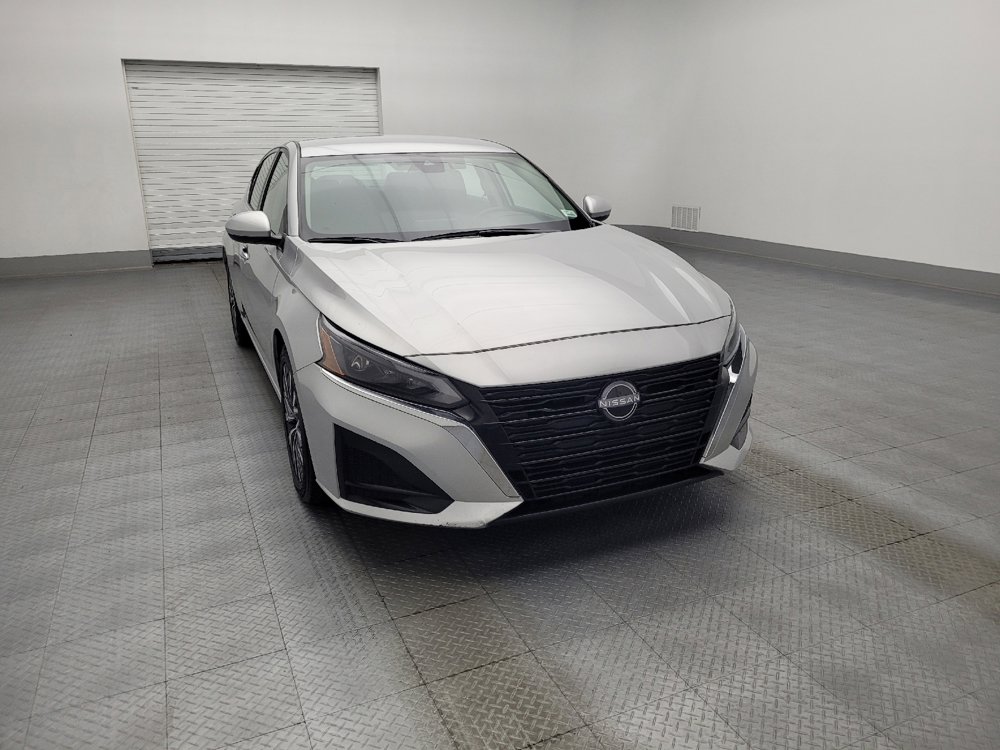 Used 2023 Nissan Altima 2.5 SV image 14