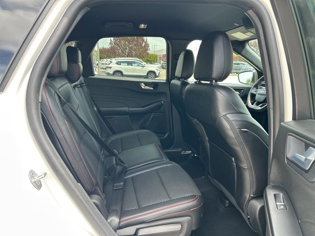 Used 2023 Ford Escape ST-Line w/ Tech Pack #1 AWD/4WD image 44
