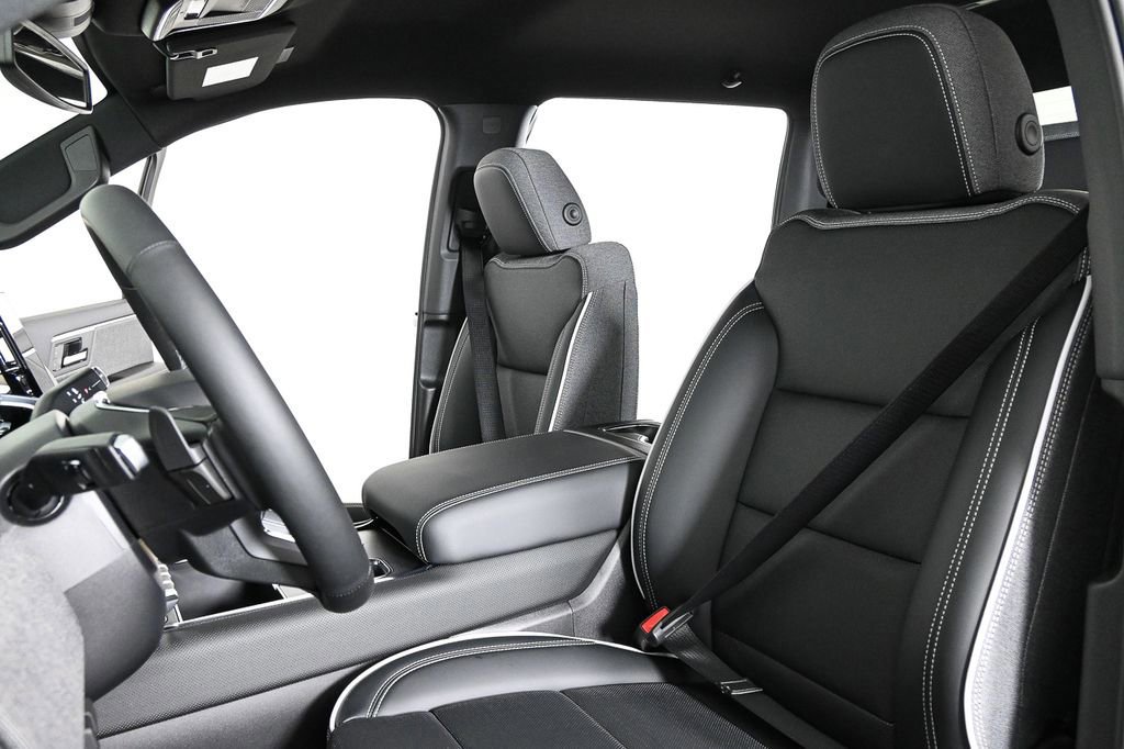 New 2026 GMC Sierra EV Elevation image 5