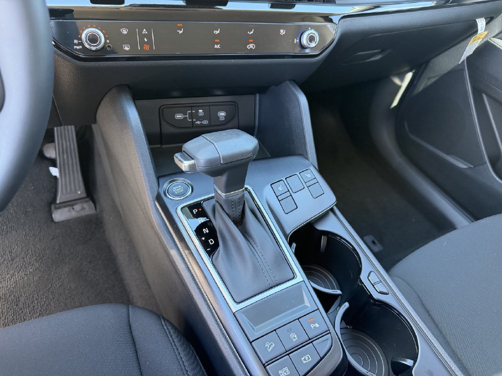 New 2027 Kia Sportage LX w/ LX Convenience Package FWD image 26