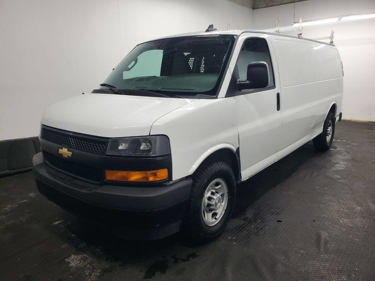 Used 2018 Chevrolet Express 2500 Extended w/ Driver Convenience Package image 1