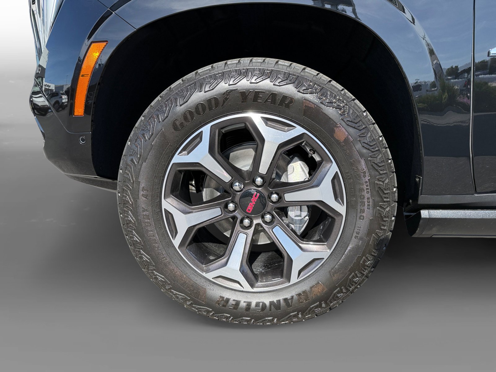 New 2026 GMC Yukon XL AT4 Ultimate image 9
