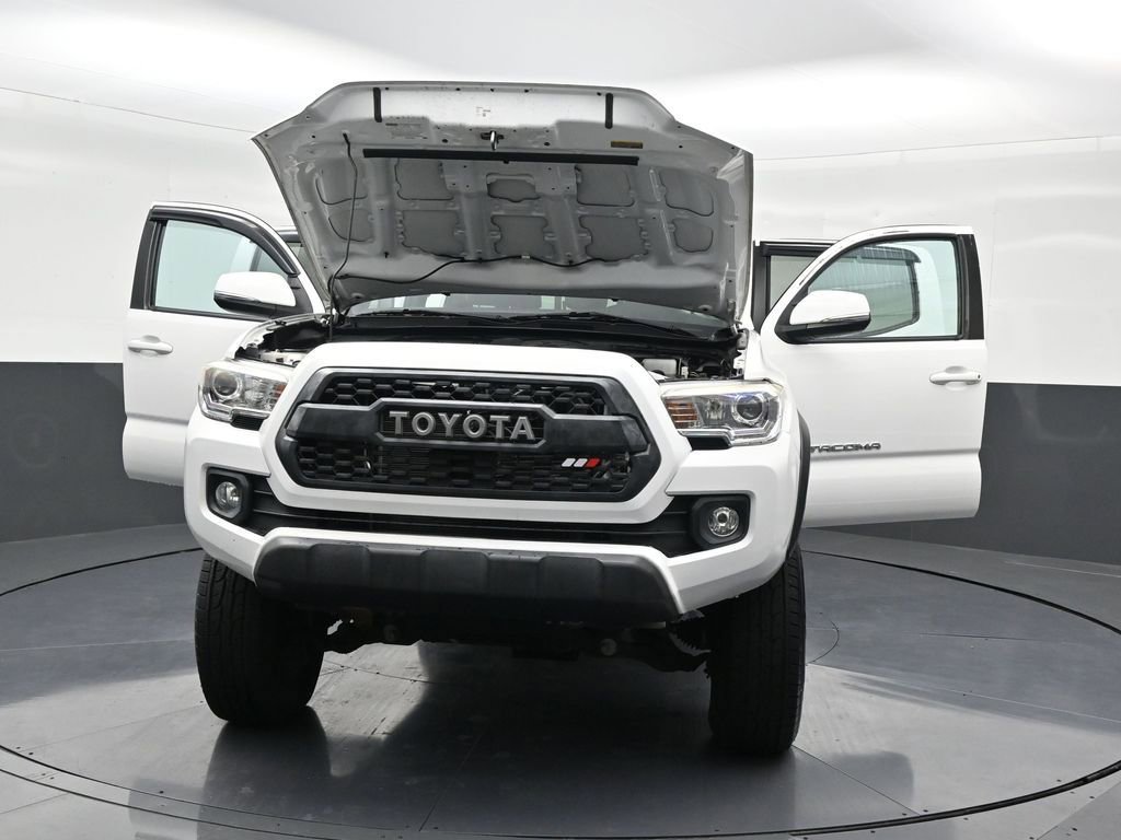 Used 2020 Toyota Tacoma TRD Off-Road image 37