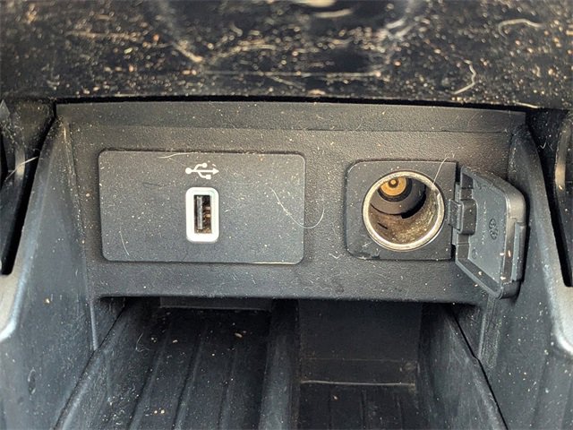 Used 2017 Ford Explorer Platinum image 28