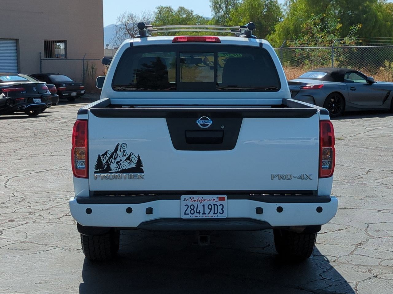 Used 2020 Nissan Frontier PRO-4X image 7