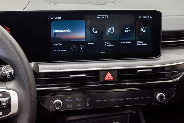 Used 2025 Kia K5 LXS image 17