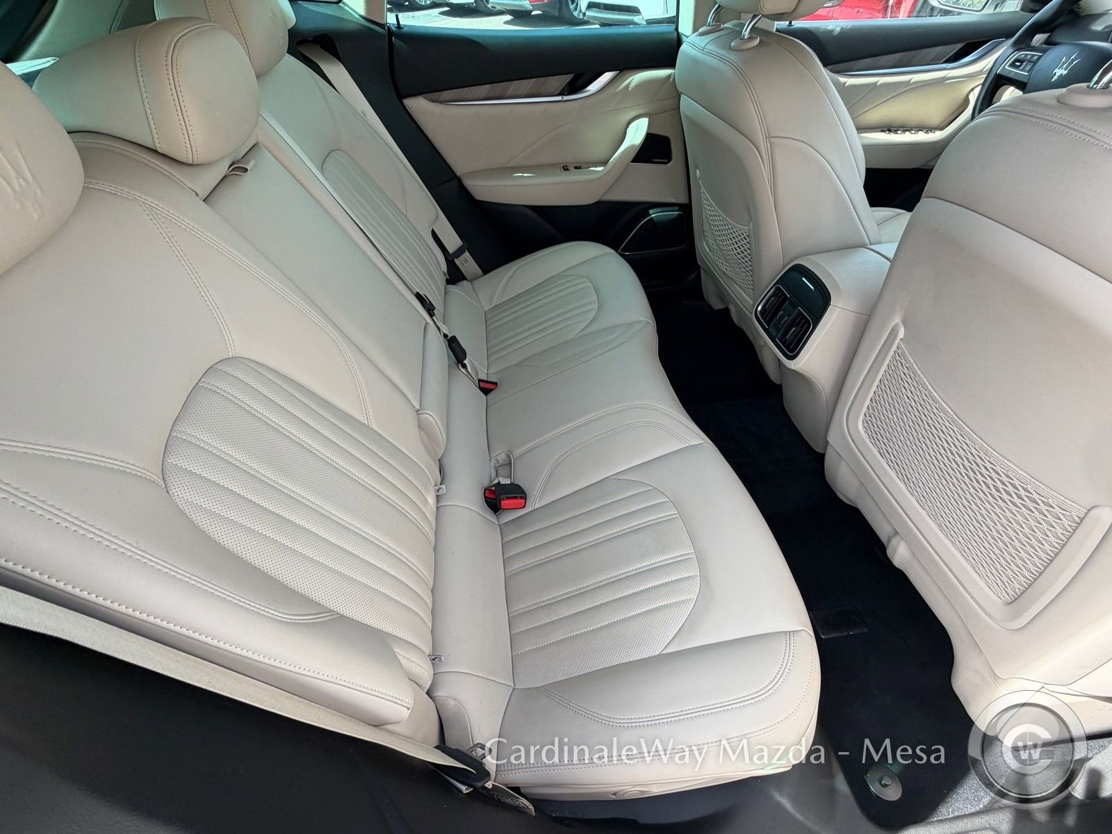 Used 2019 Maserati Levante GranLusso AWD/4WD image 13