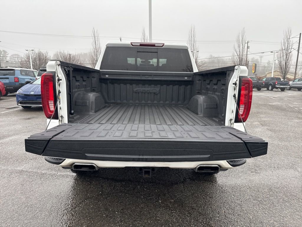 Used 2021 GMC Sierra 1500 AT4 w/ Off Road Performance Package image 4