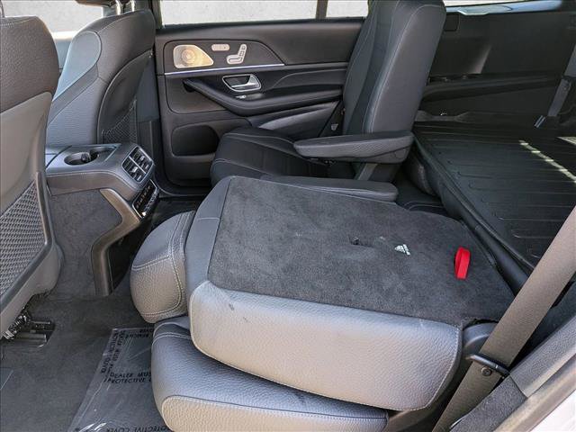 Used 2024 Mercedes-Benz GLS 450 4MATIC image 27
