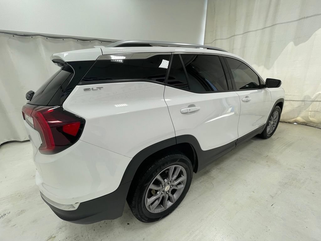 Used 2022 GMC Terrain SLT AWD/4WD image 5