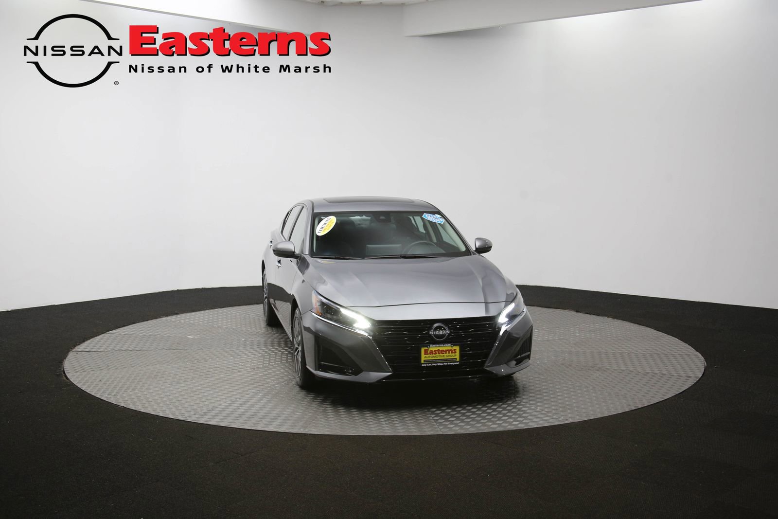 Used 2024 Nissan Altima 2.5 SV w/ SV Premium Package image 90
