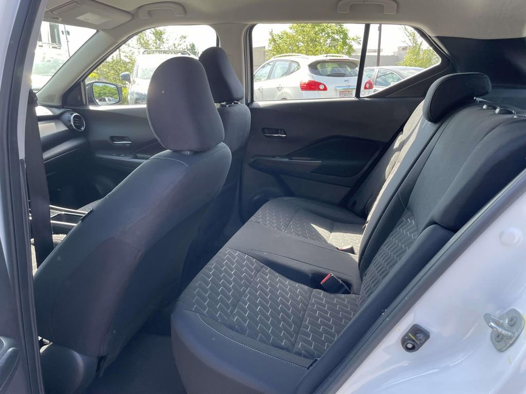 Used 2023 Nissan Kicks SV FWD image 13