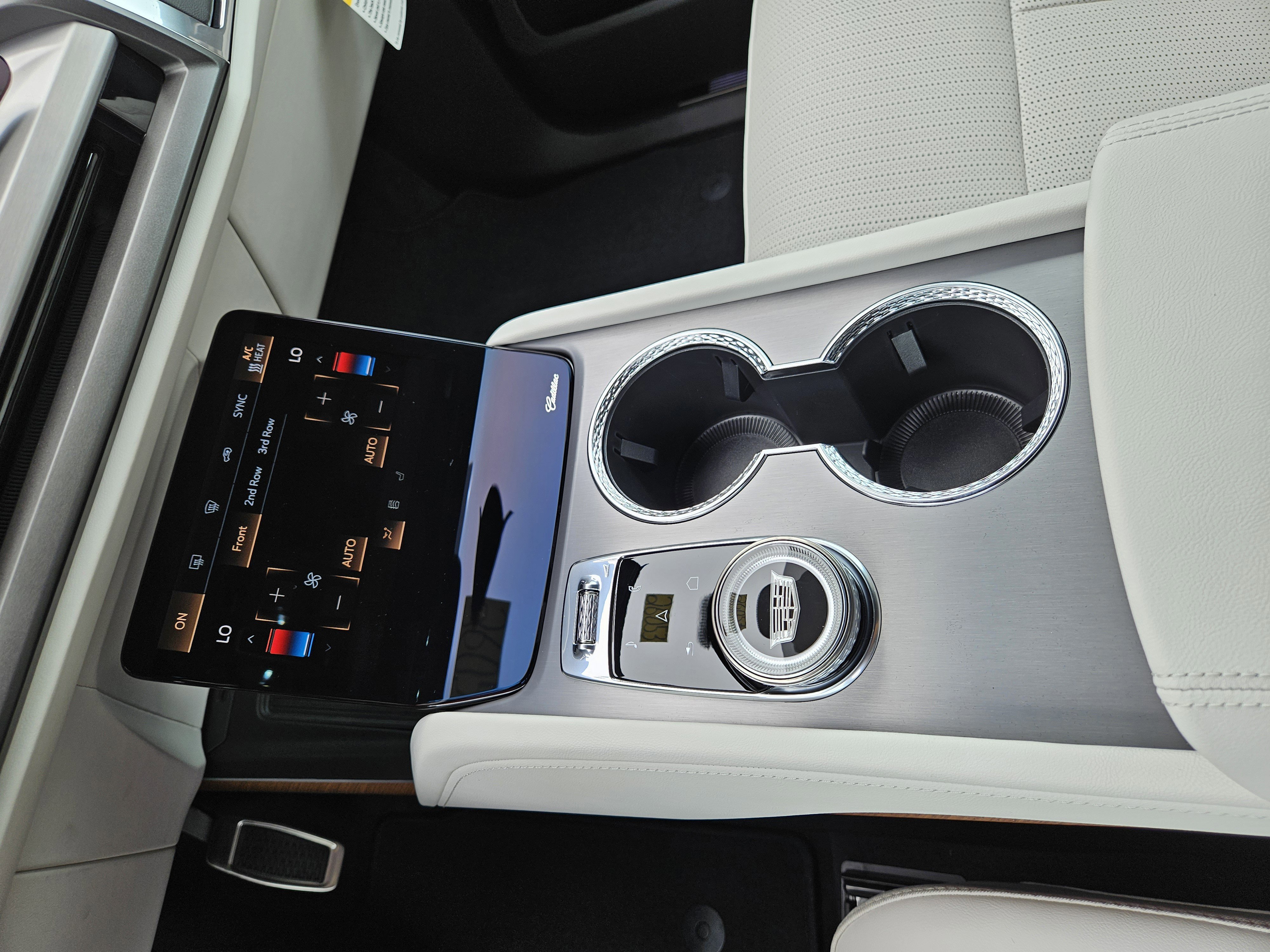 New 2026 Cadillac Vistiq Luxury image 32