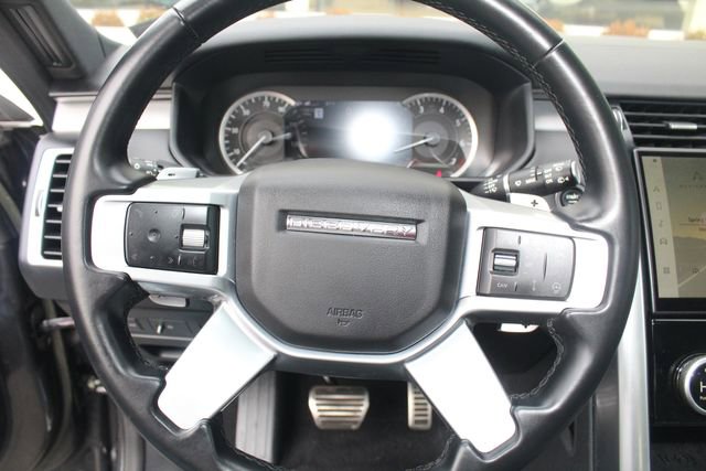 Used 2023 Land Rover Discovery S R-Dynamic image 18
