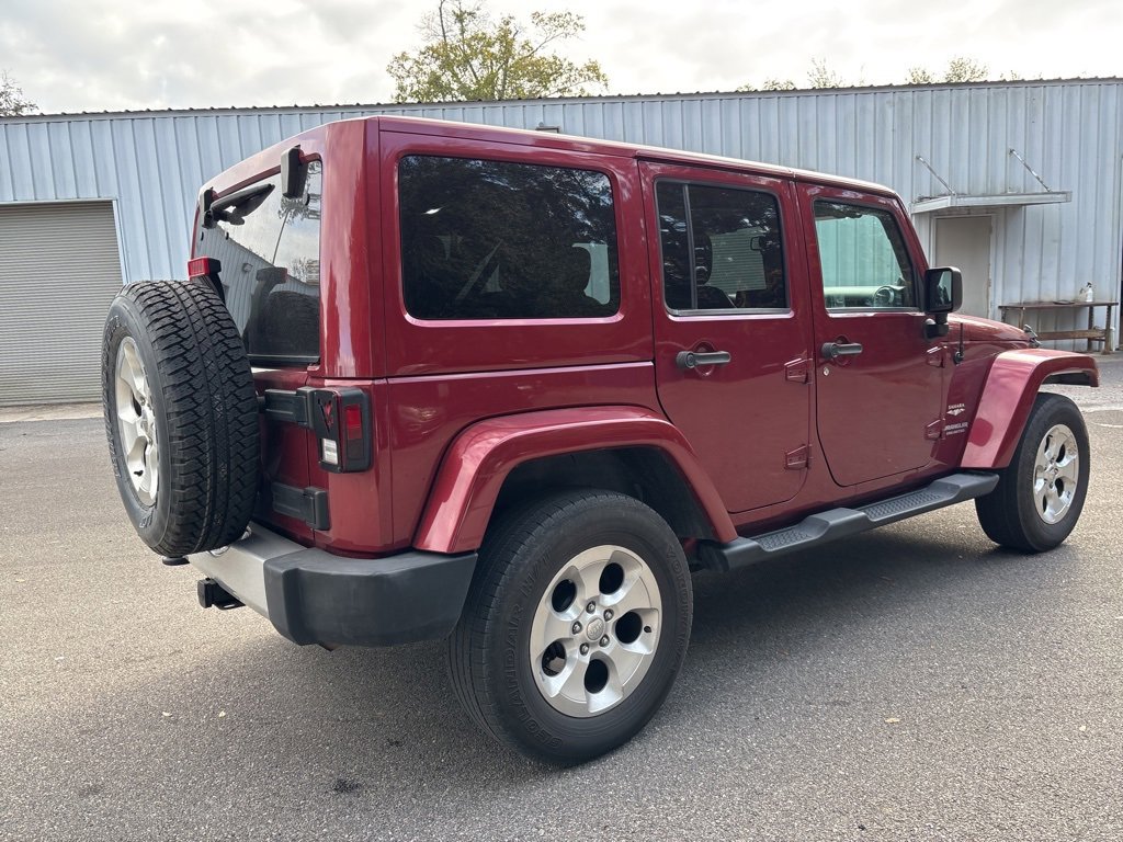 Used 2013 Jeep Wrangler Unlimited Sahara w/ Connectivity Group image 22