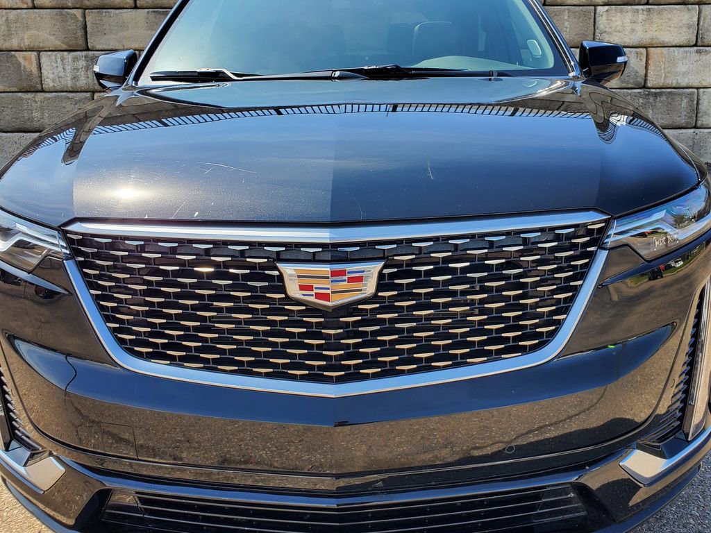 Certified 2023 Cadillac XT6 Premium Luxury w/ LPO, Floor Liner Package AWD/4WD image 9
