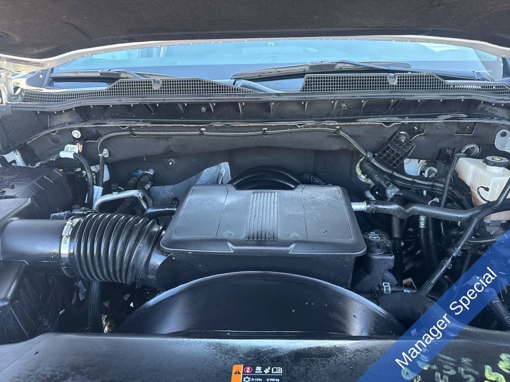 Used 2025 Chevrolet Silverado 3500 W/T image 16