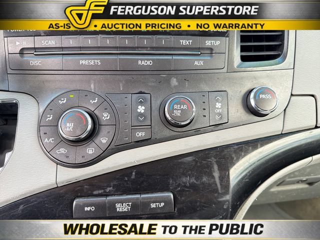 Used 2012 Toyota Sienna LE FWD image 13