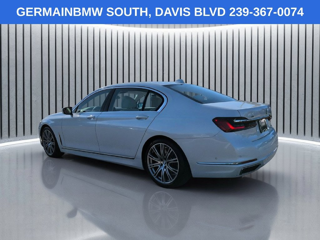 Used 2022 BMW 750i xDrive w/ Luxury Rear Seating Package AWD/4WD image 7