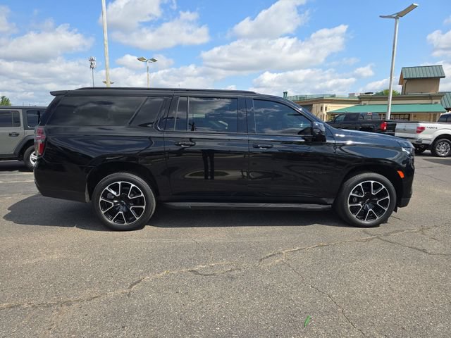 Certified 2023 Chevrolet Suburban RST w/ Sport Performance Package AWD/4WD image 9