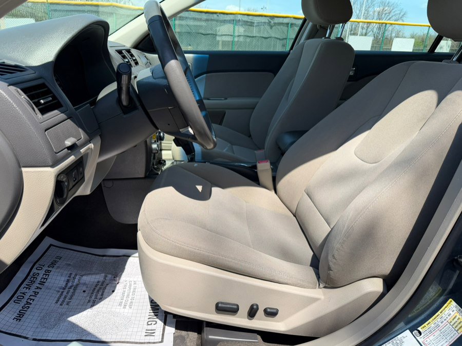 Used 2011 Ford Fusion Hybrid image 9