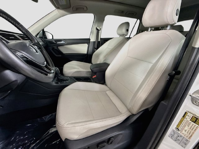 Used 2021 Volkswagen Tiguan SEL FWD image 21